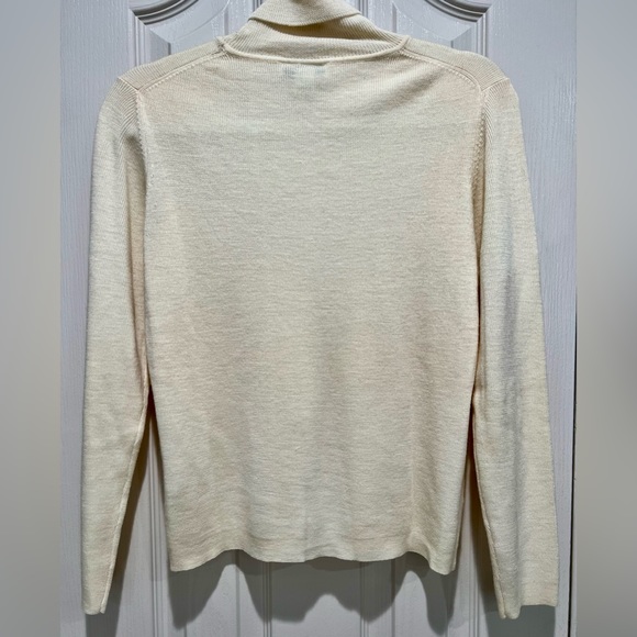 Ann Taylor Petite Merino Wool Sweater - Picture 5 of 9